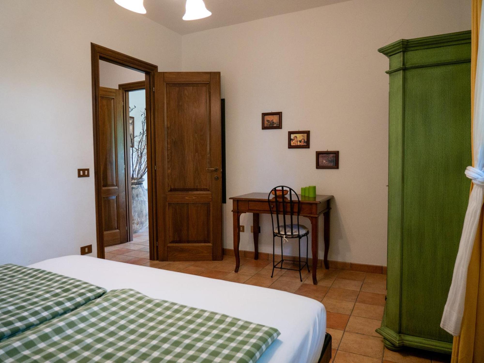 Agri Borgata Vallone - Apartments - By Host4U Lecchiore Exterior photo